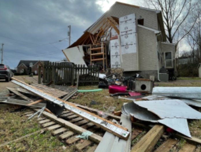 tornado-damage-photo-@RedCrossTN