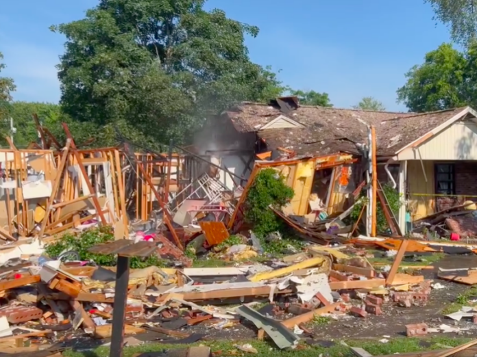 One-Injured-During-Home-Explosion-in-Gallatin-1