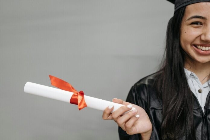 graduation-stock-photo