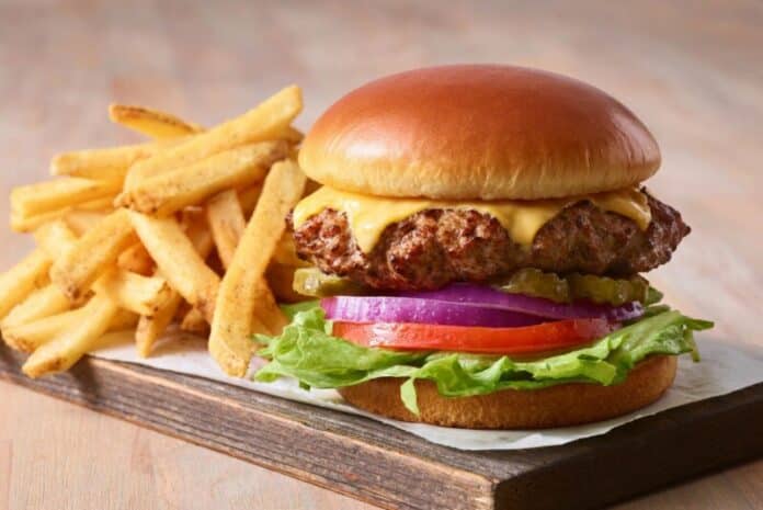 Applebee’s Celebrates National Cheeseburger Day with One-Day $8.99 Burger & Fries Deal