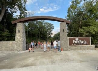 FirstBank Amphitheater Closes Out Its Season With Doobie Brothers, Five Finger Death Punch