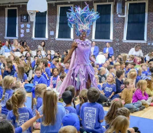 MTSU, Gaylord Opryland Bring Holiday Book To Life For Students